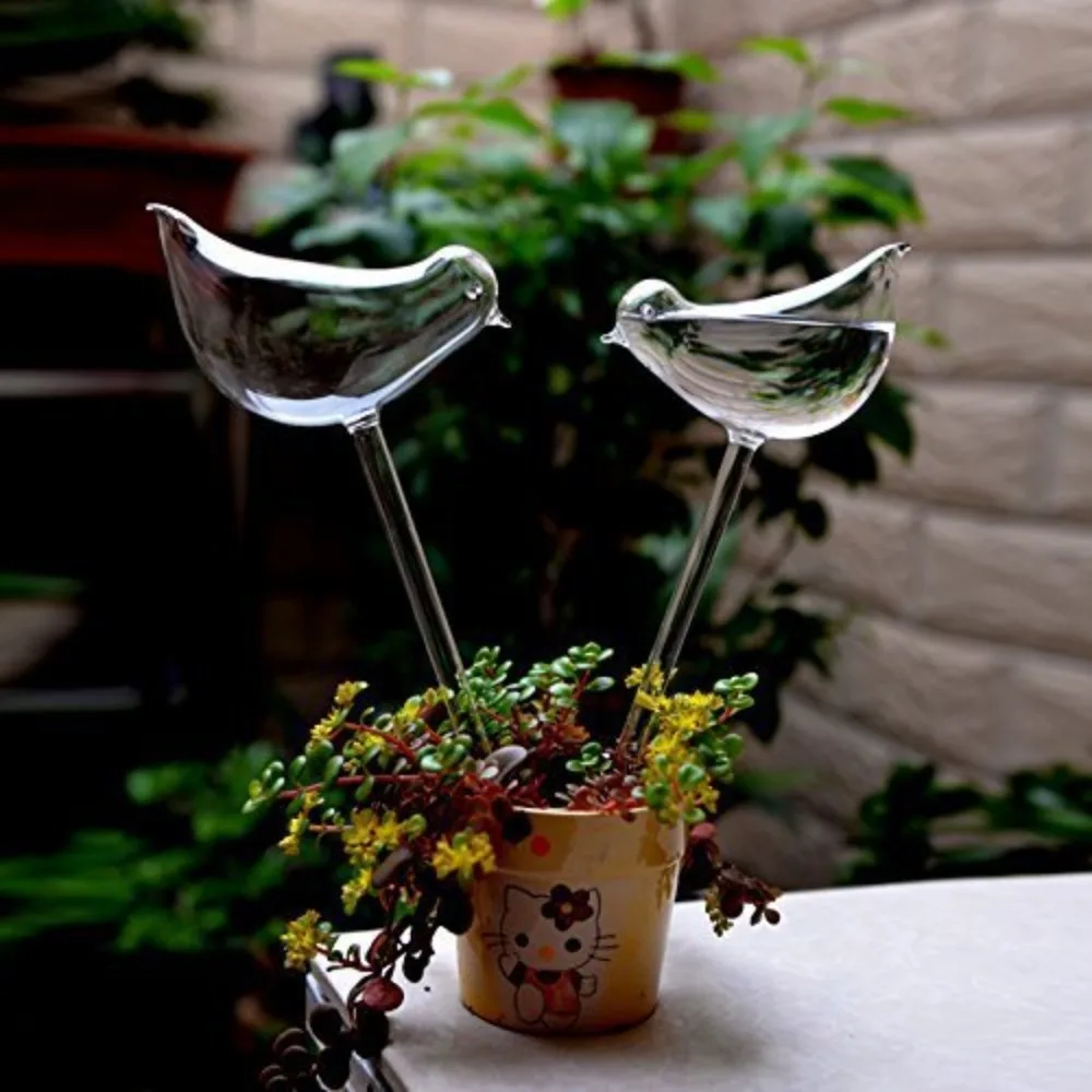 Alat penyiram bunga bentuk bur - Plant Watering Globe ulasan dan harga